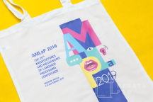 Белые сумки с изображением «AMLAP 2019»